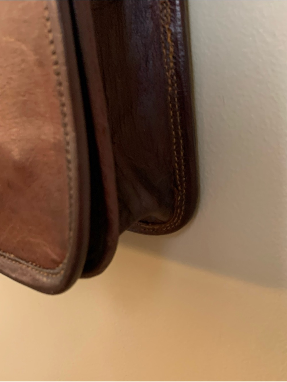 Vtg Waxed Leather Messenger Bag Crossbody Green Canvas Interior Brass Hardware - Picture 5 of 13
